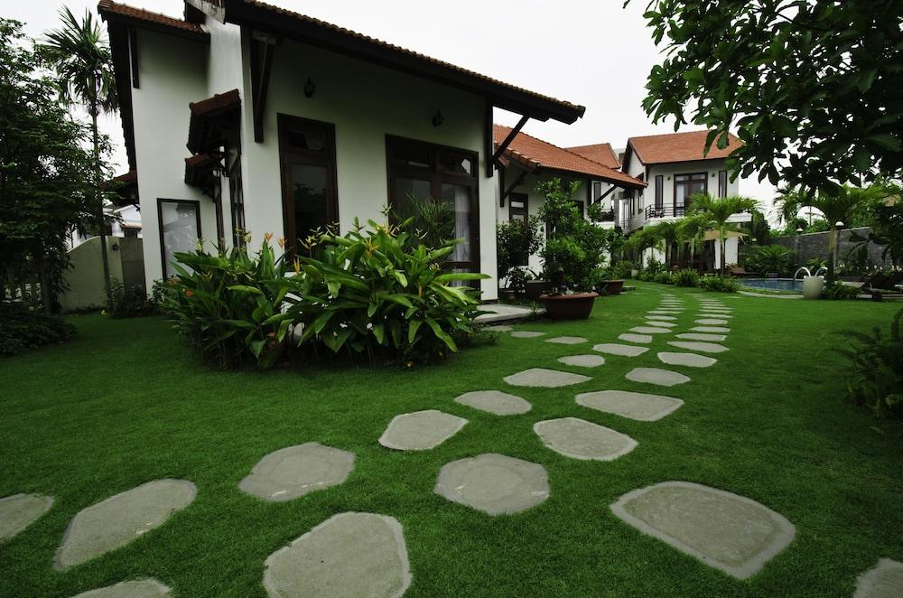 Van Lan Riviera Villas Хойан Экстерьер фото